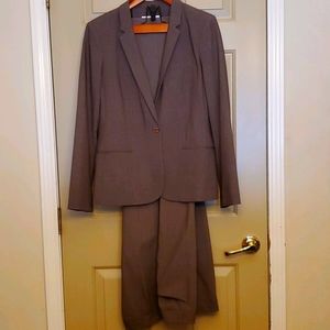 Calvin Klein 2 piece pant suit taupe
